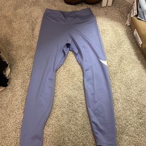 purple nike dry fit leggings size medium